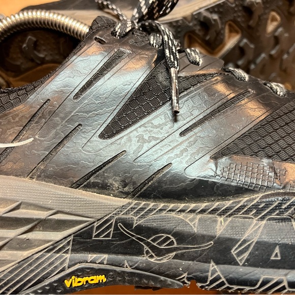 Hoka One One Speedgoat 3 GoreTex Skyshell Waterproof Black Womens Shoes Size 8.5 - Picture 8 of 16